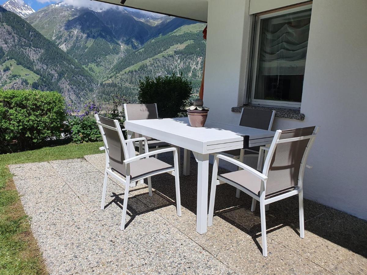 Chalet Schneevogul Grächen Exteriör bild